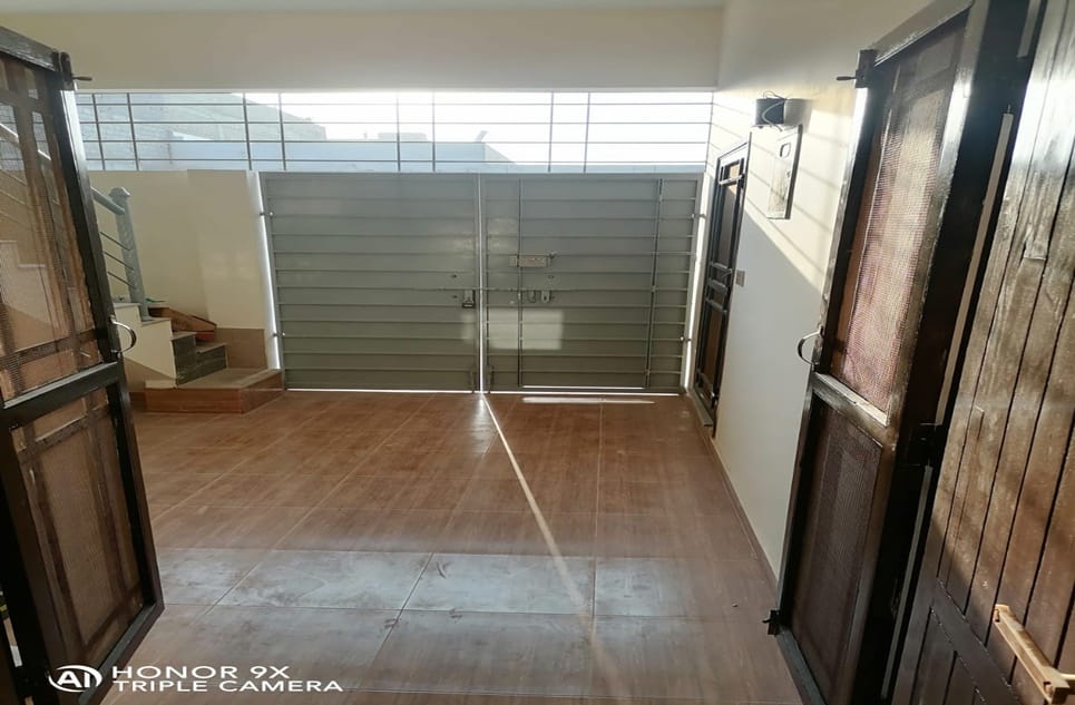 043647ca-a48b-4d99-acb7-ee4f38240338-1