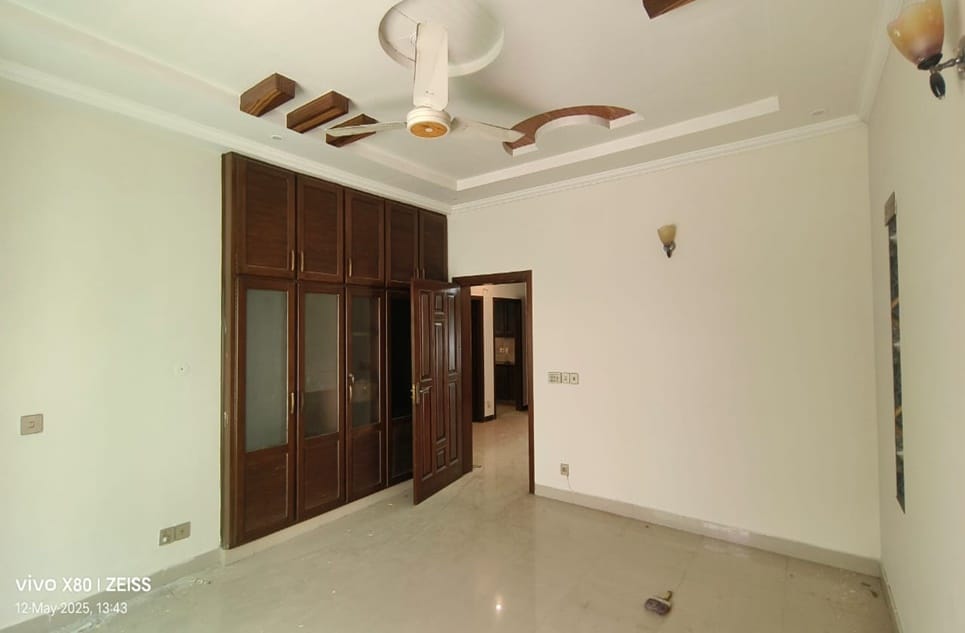 26580afd-f24b-47df-bbf6-3ef4ed87be0a