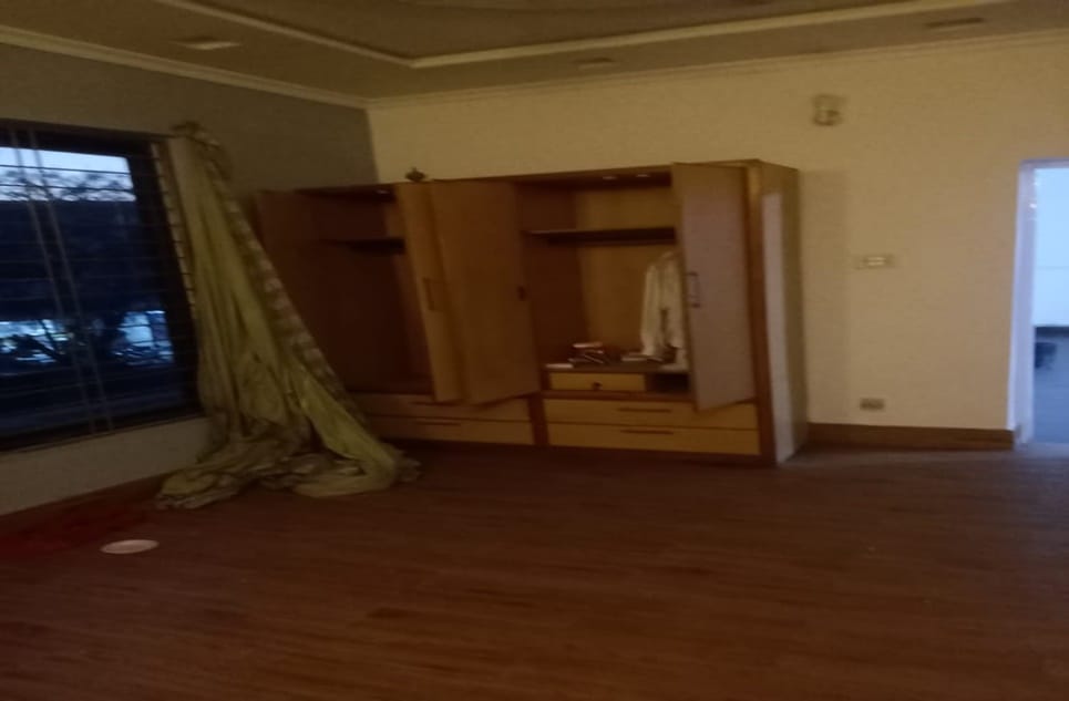 40bdfcef-2e79-4923-b26e-e46ca83f1f19