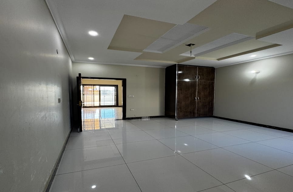 69dcddd4-9bf7-4019-98d3-e59020f0502f