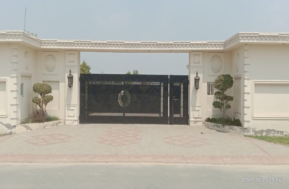 8993c496-9cc4-4cfa-806c-83b8a5d9220a