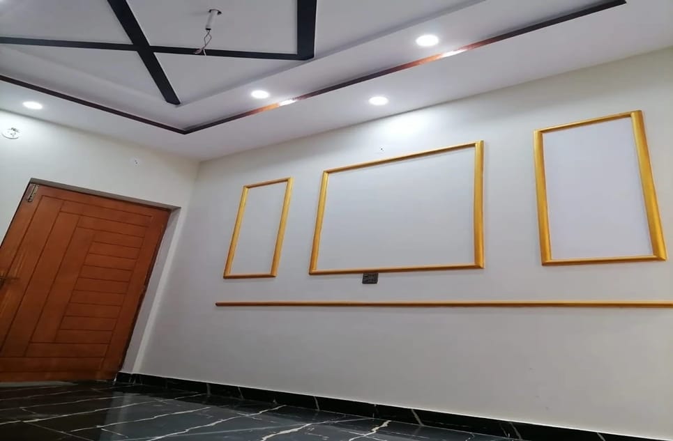 9ef692a8-2d55-484d-8a1b-0ce7d26d507f