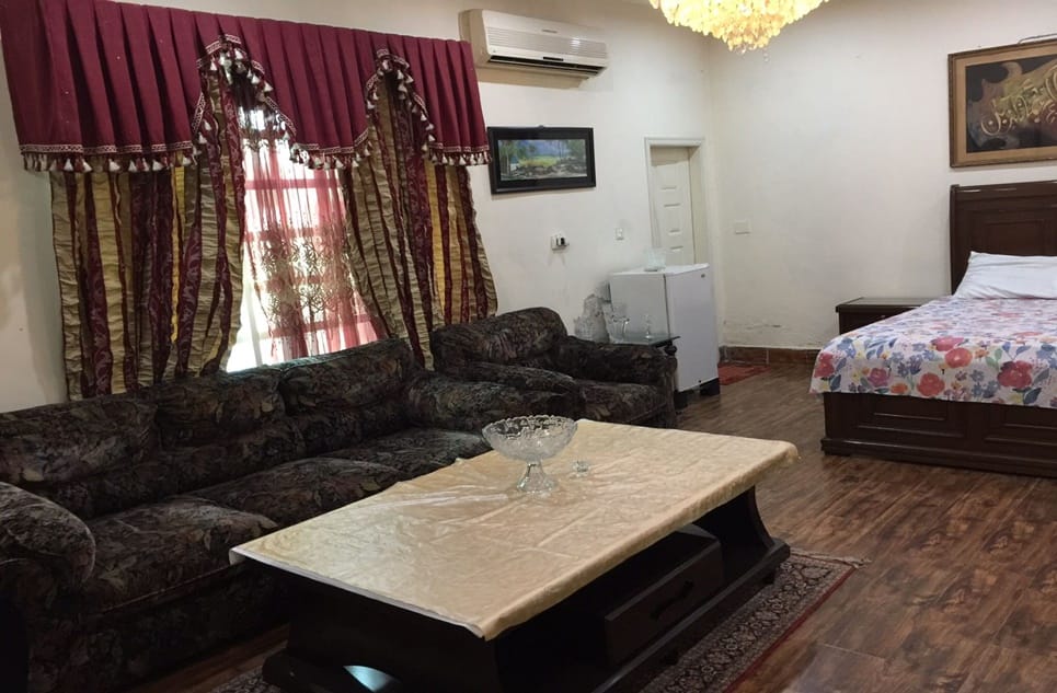 d85082a4-8baa-48d2-8748-ee3082e56c9a