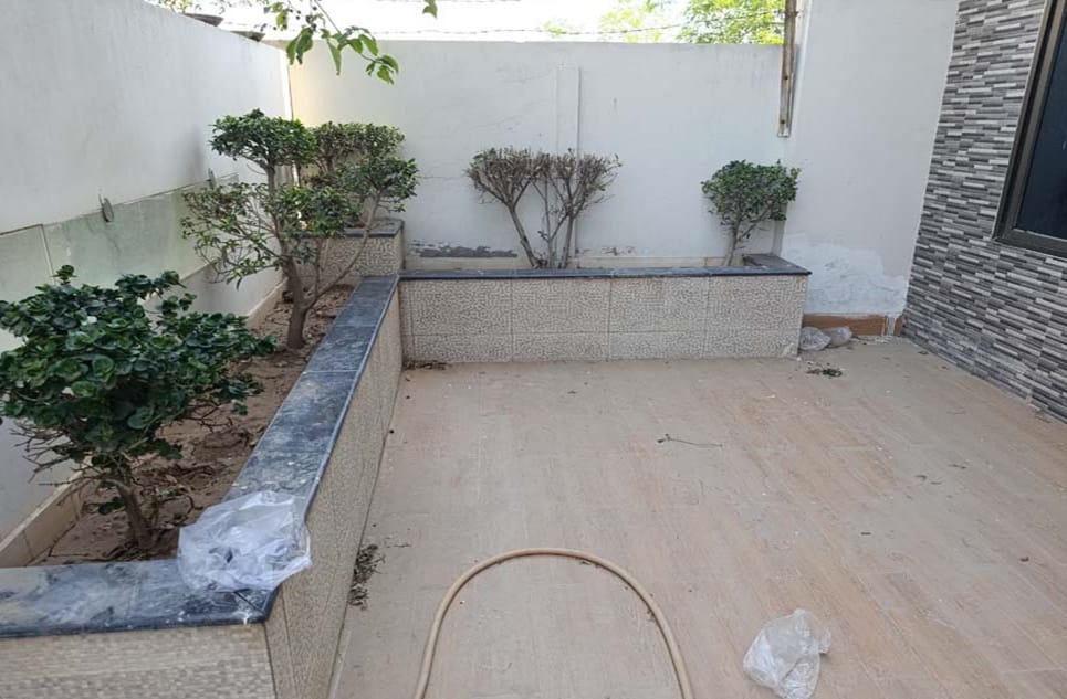 f6c12b77-ffcd-41df-a3a6-60c11355c05e