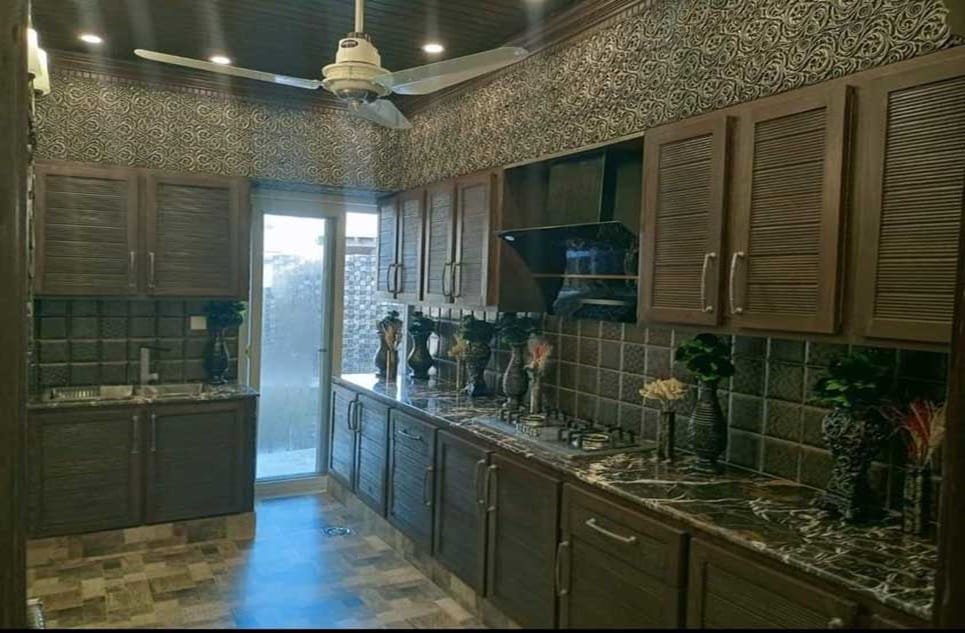 010df979-15db-4408-8636-9c81533bf8dc