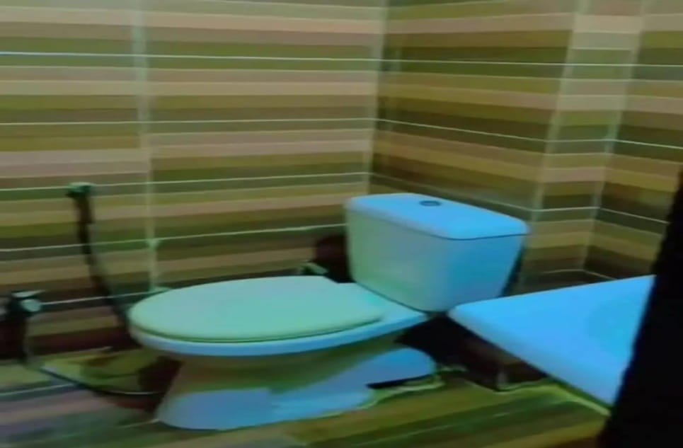 1f392794-1e69-447a-9470-3b22100d6ecc