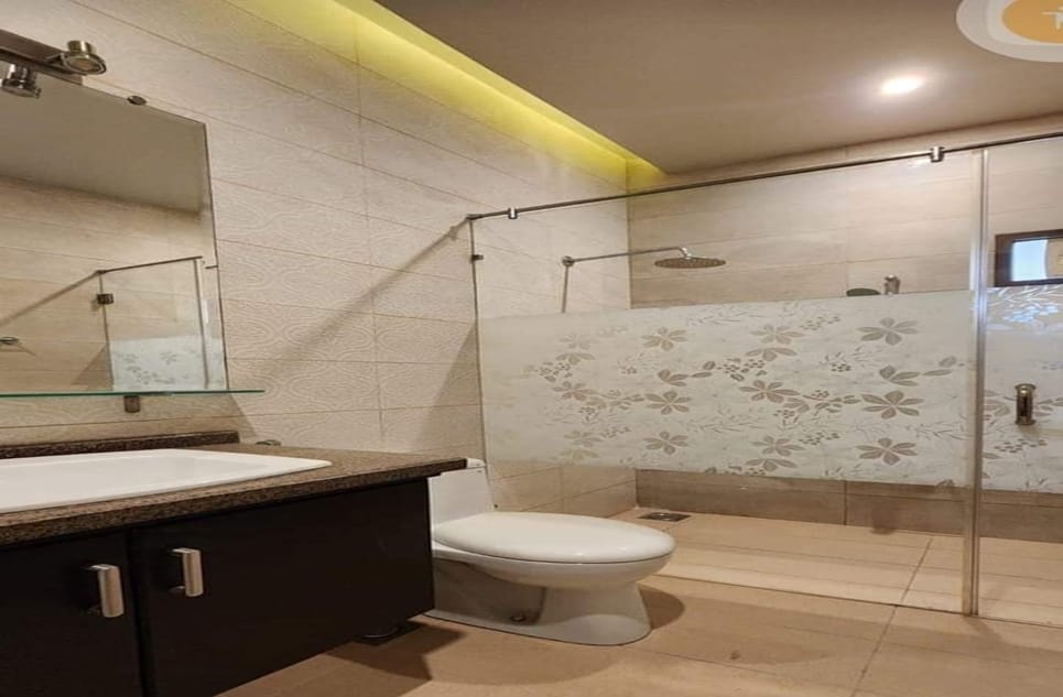 4dc05991-9c9e-4f40-9a83-fc7339b4e31c