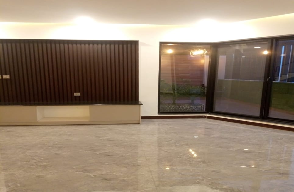 516cf5dd-2a7c-45ca-9bf6-5ae49d6bf40d