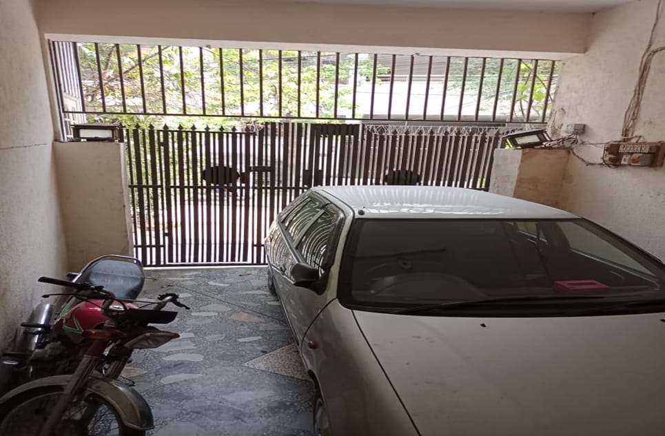 6a23b232-a924-4b83-b73c-a64929c6625f