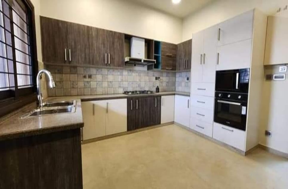 6acbc85a-93bd-49b8-8864-19a7a3c155f8