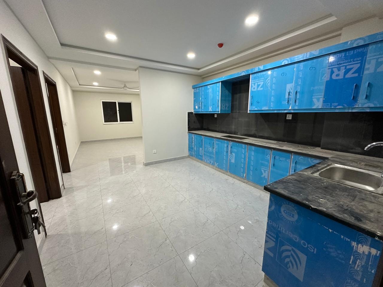 77554070-071f-41d9-938a-1d802b15c819