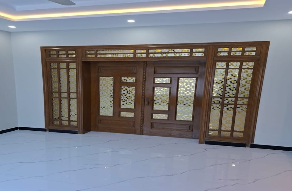 7d8300e2-216b-4f7a-abc8-f2a5c5785077