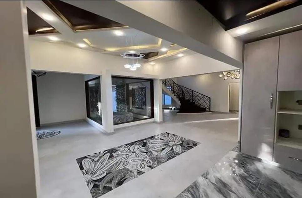 8272eb1d-d9c4-4c84-8a2f-c83bc0d75d97