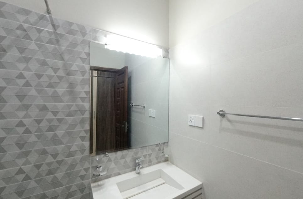 9375cab9-5b0b-4884-954d-a1f6bfa93969