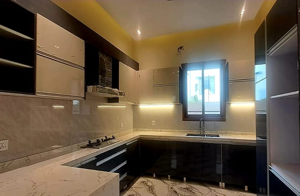 9c1d063a-d255-4123-b692-66d72b6478a4