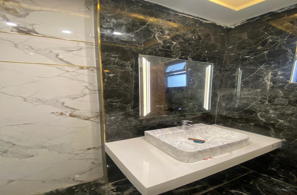 b75c15fc-4f07-4b50-acc2-c7b2d3a52f4a-1