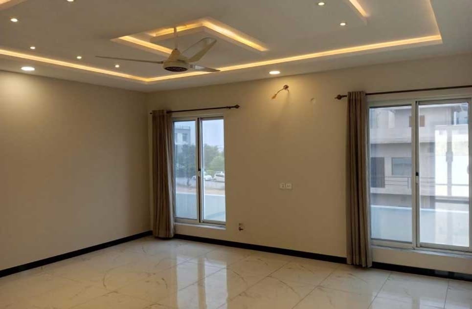 b83ff95b-1476-4285-ba2d-738c809dc6e0