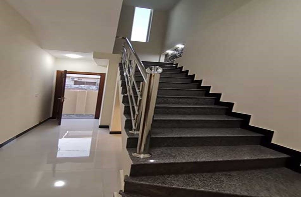 c55f10d6-70a3-4dc6-9f04-cb604594a3a3