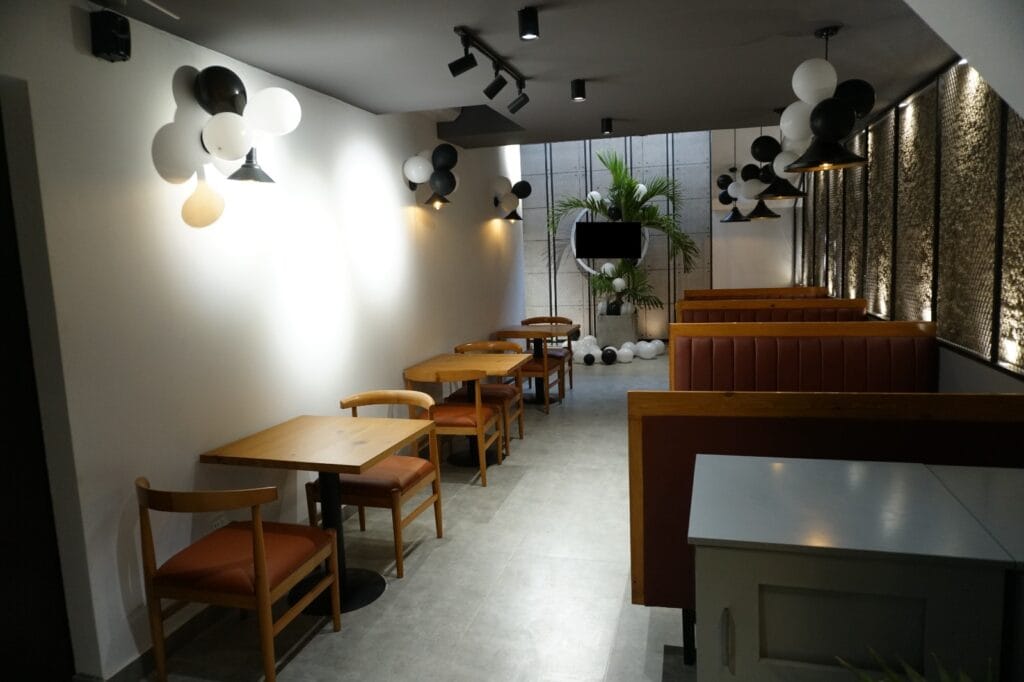 c9208dd3-b722-476d-a6f3-6ef4f6c714b4-1