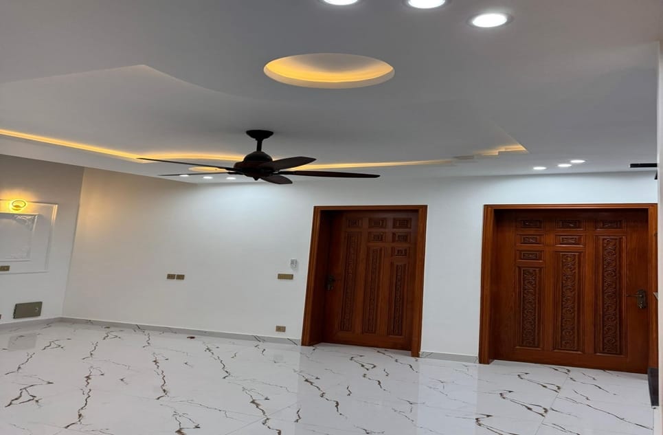 e00f6d9d-9916-4fbd-806a-8de54949c038