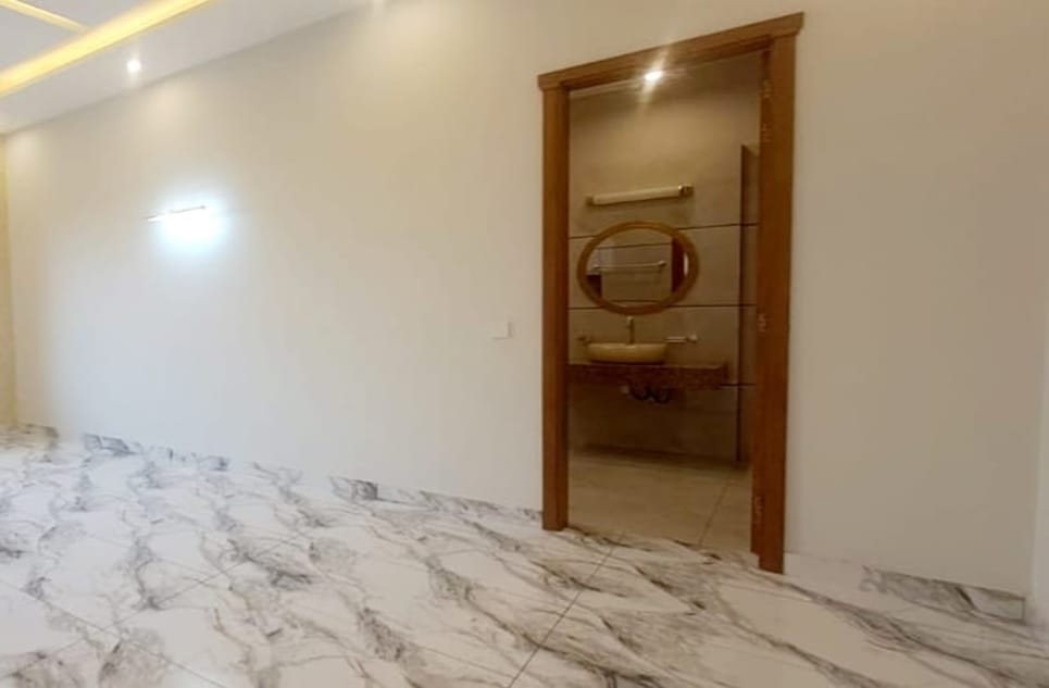 e02cc938-2b12-44c8-abc0-aff9778f3e21