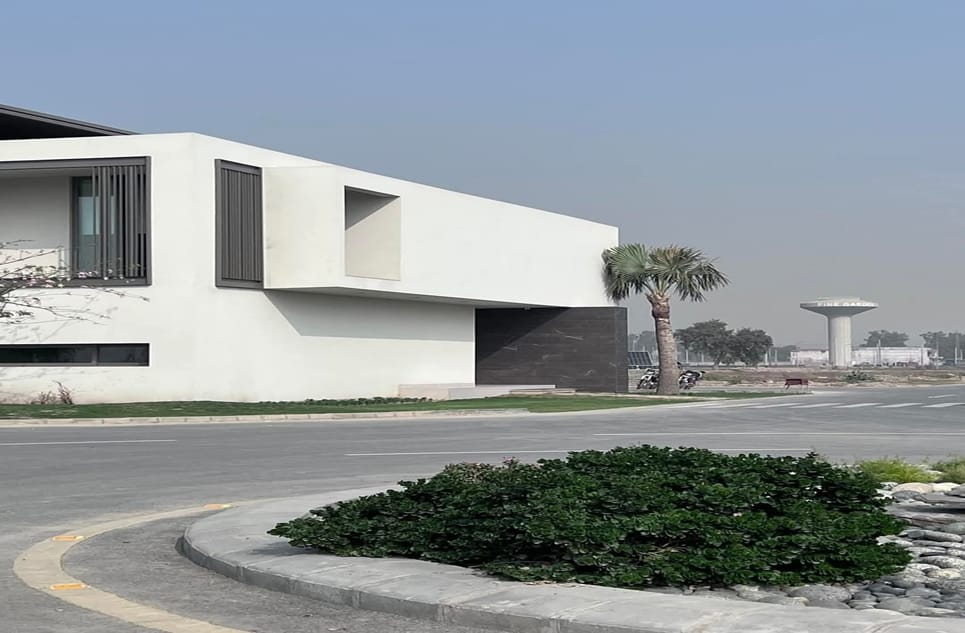 e8d6c04f-8c0f-4bad-8ca7-e81e627b2071