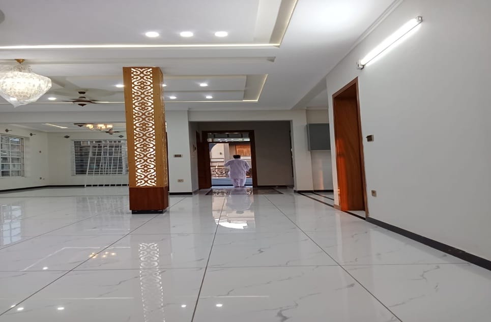 eb60f6b9-6249-4f55-97da-b160b8990a03