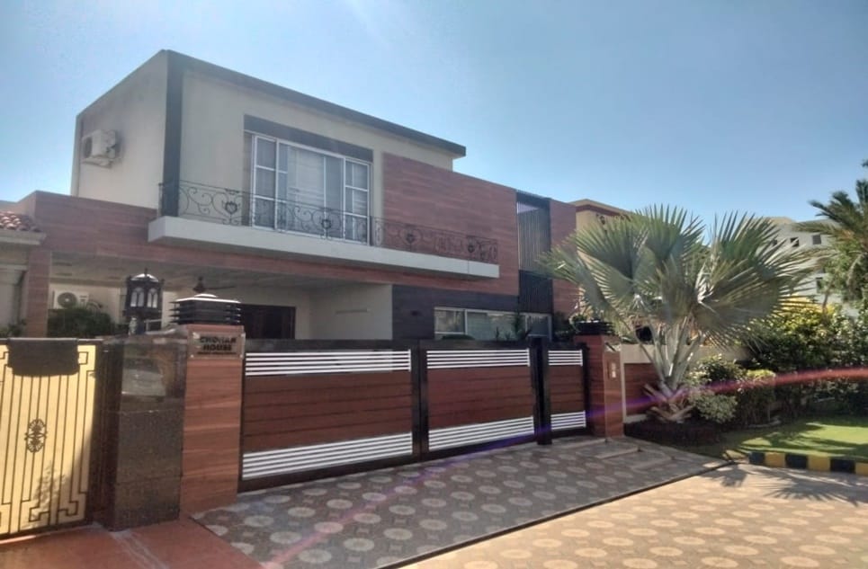 f2ad97fb-1c44-4830-89c3-8a8f761d2651