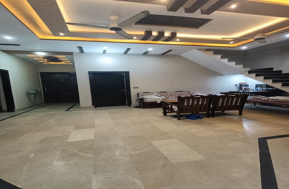 fe5af533-e139-4d7f-8bd0-528a62270911