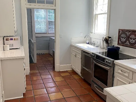 061fba48b595cee696078f0421f1ed83-cc_ft_576