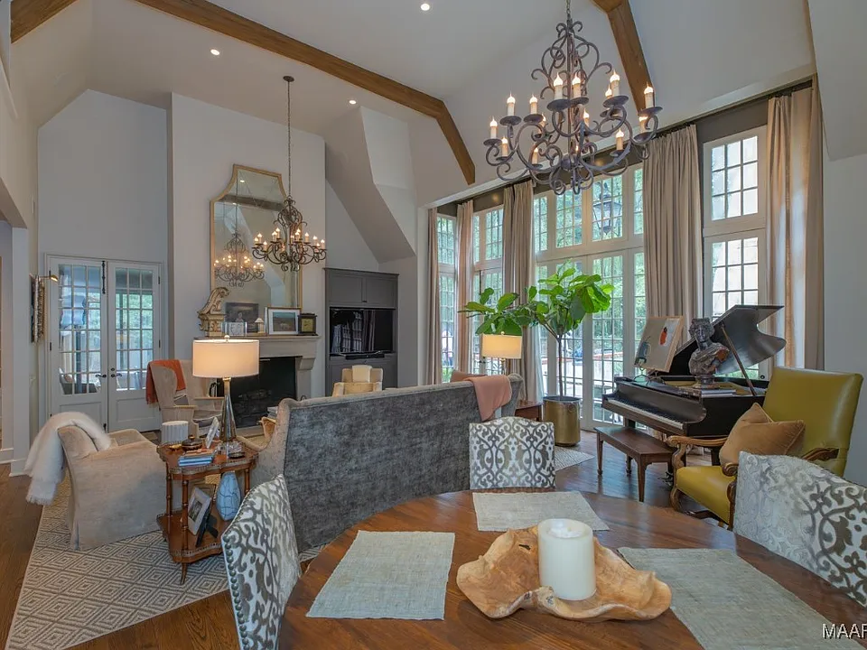 0c2c806f79a2eef6db263af22b412bf2-cc_ft_960