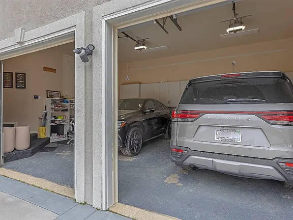 0d0cddd1786bd6dfe0403de02579bc6f-cc_ft_576