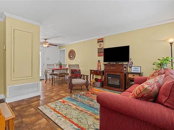 10580-Park-Ave-W-Grand-Bay-AL-5