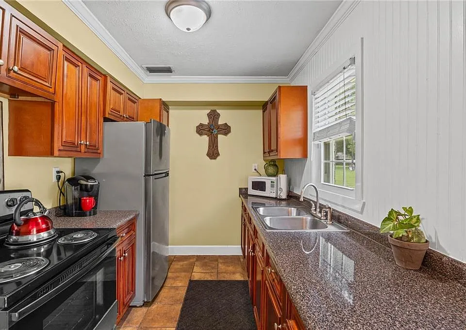 10580-Park-Ave-W-Grand-Bay-AL-7