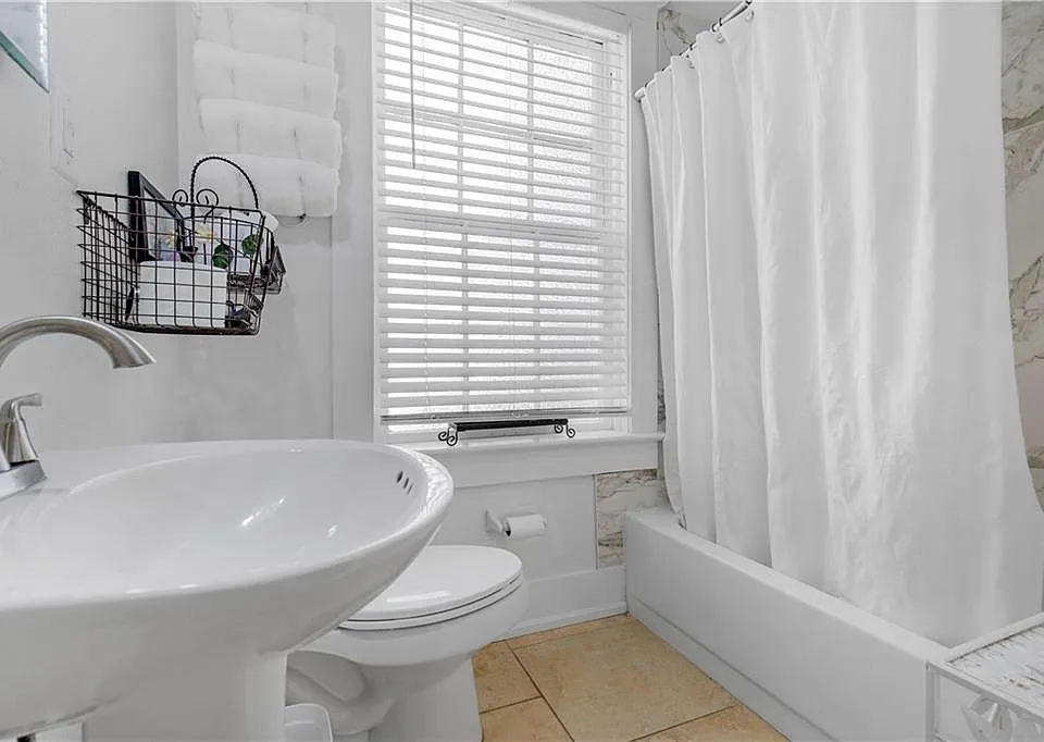 1602-Government-St-APT-1B-Mobile-AL-9