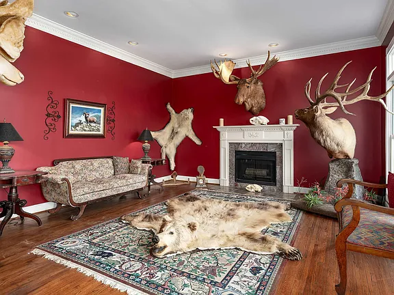 161afd8e7b3111e06b765ceb4ebc1a7e-cc_ft_576