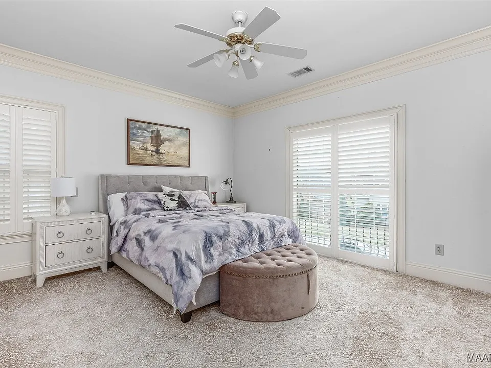 1e7054433d070cdc36bb21473603a230-cc_ft_960