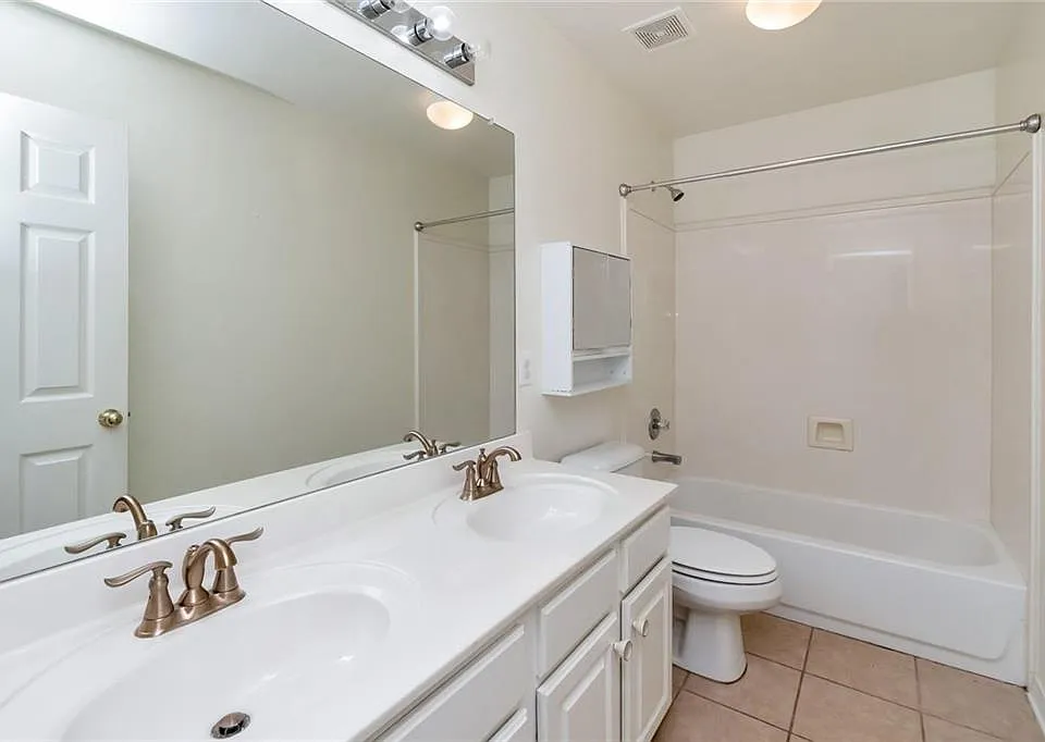 20833-Nobleman-Dr-fairhope-AL-13