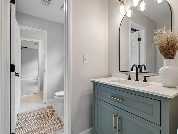 209176ce4b64db8827e9c87d378ec157-cc_ft_576