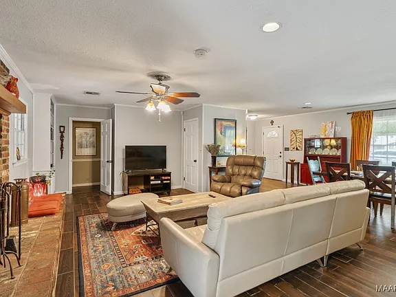 212ea21e30baaa7fb8249cc3f99a72a5-cc_ft_576