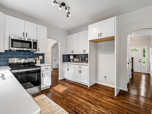 25f22b0a35de665eda43e62c9d1a7bb7-cc_ft_576