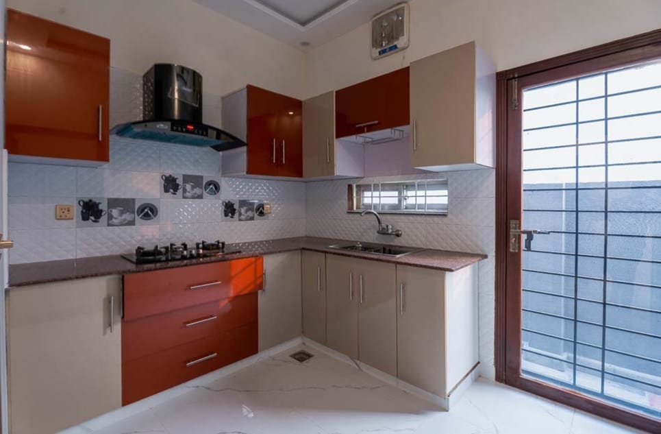 29bcfb0f-81d1-4e07-8d72-40b59c4e1908