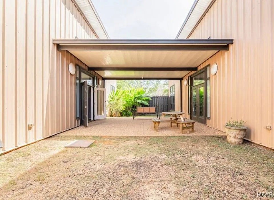 2b4de8b43e285e04d91a16b54438fbde-cc_ft_960