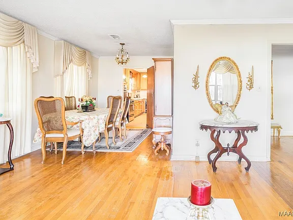 2e530d0f33f66cf31f14636d0a2bf7e8-cc_ft_576