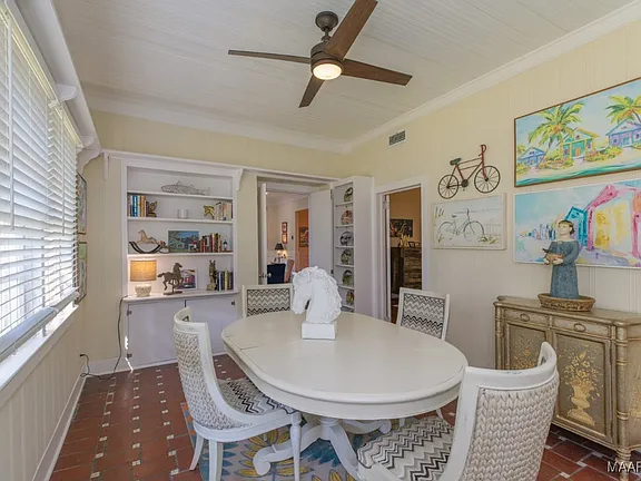 2e7c93b7458d8a18ca8900008d6fd2e0-cc_ft_576