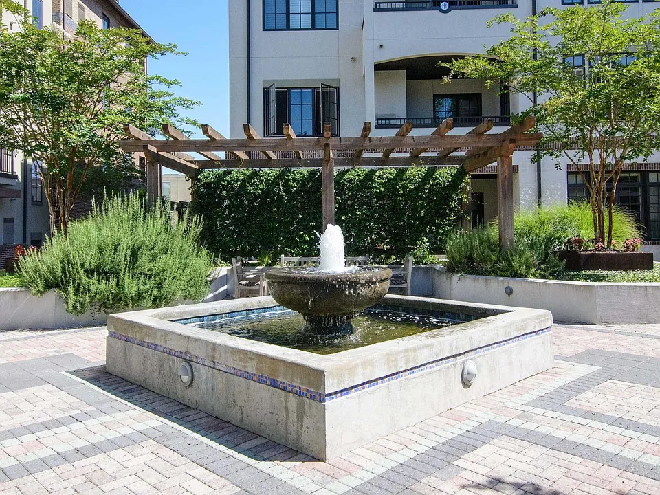 300-Hallman-Hl-E-APT-206-homewood-AL-18