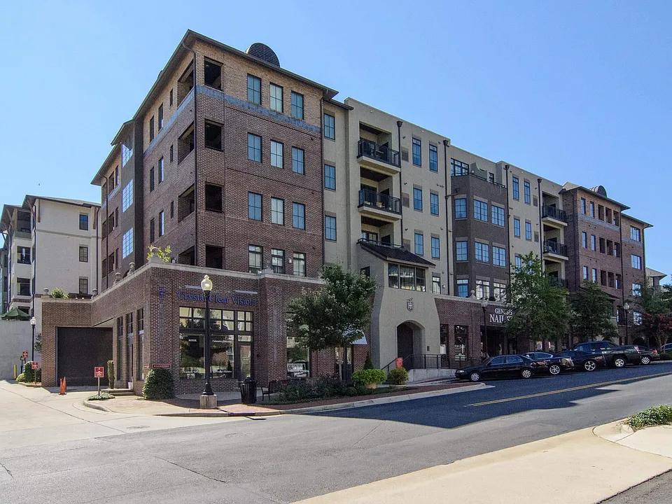 300-Hallman-Hl-E-APT-206-homewood-AL-23