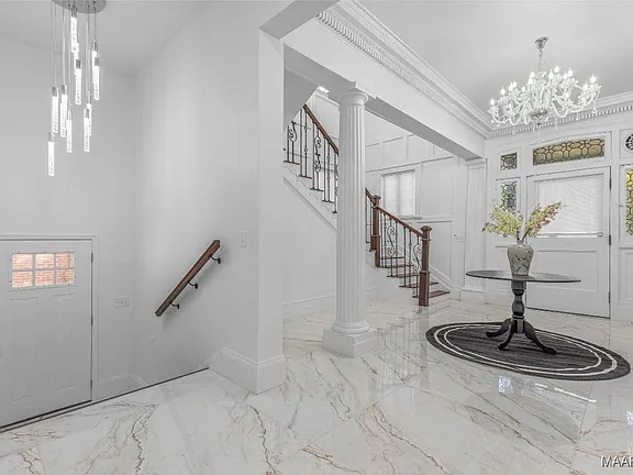 364545cd7583cbf9c197d7a14e81c15e-cc_ft_576