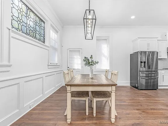 3694ef1f09a6e0142a977e4c786afcc0-cc_ft_576