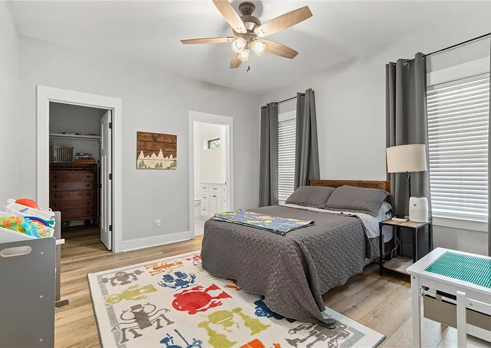 3699-Elysian-Fields-Dr-Saraland-AL-16